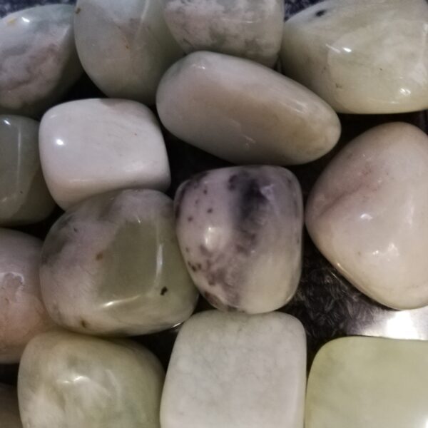 Jade tumble stone